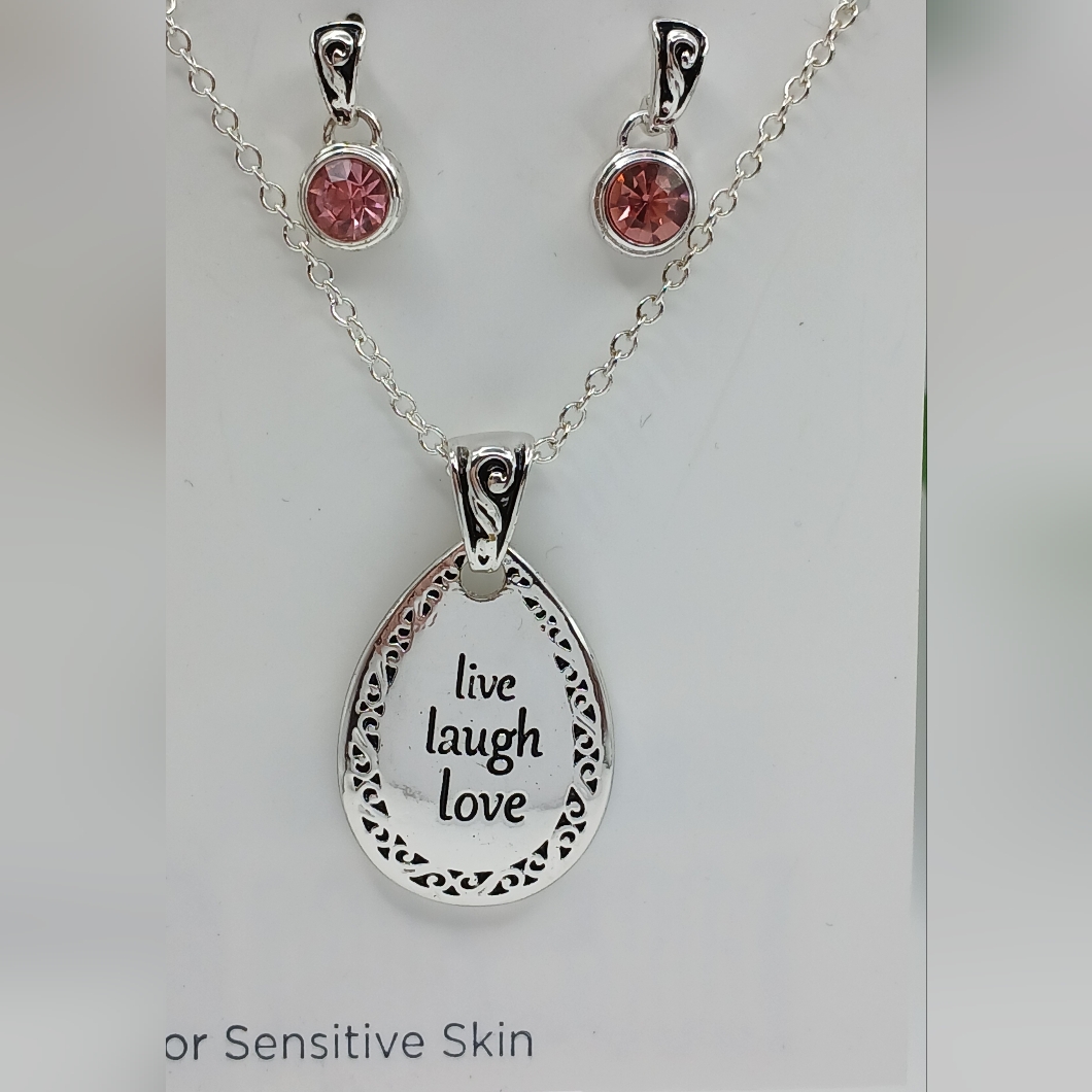 Silver And Pink Pendant Live Laugh Love Necklace Set Nwt 14$